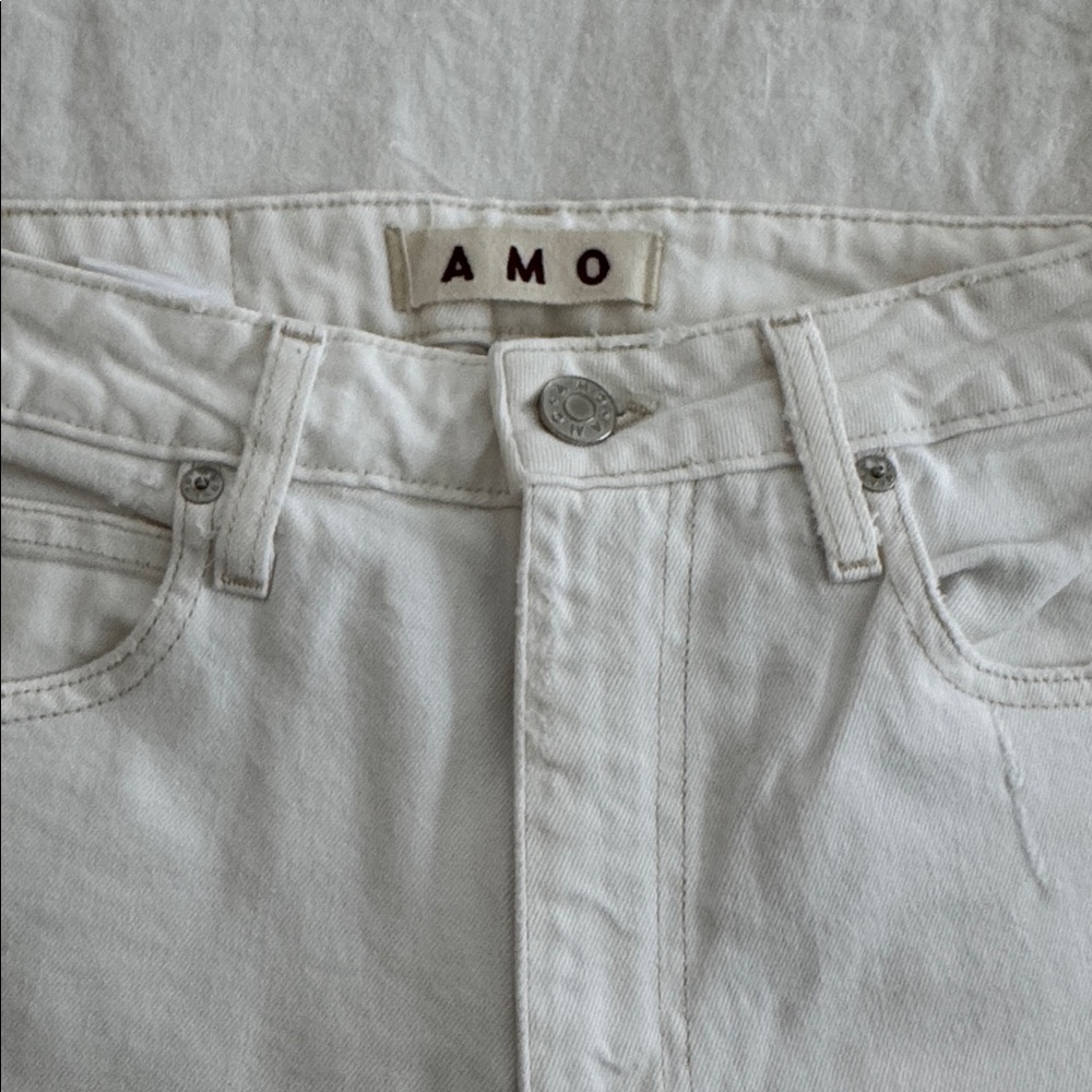 AMO White Denim - Picture 4 of 4